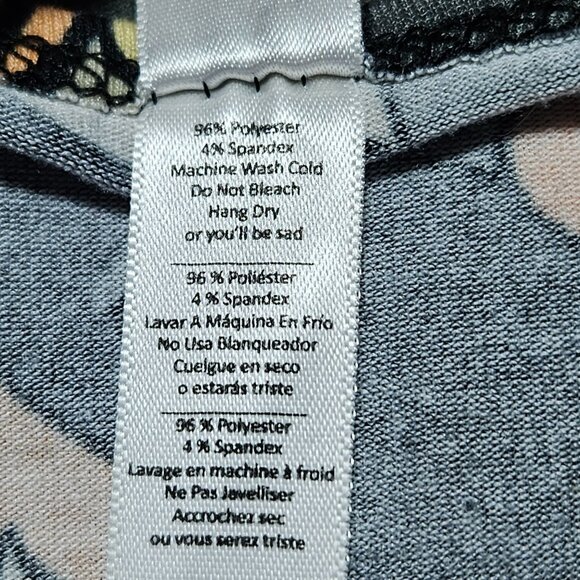 LuLaRoe Paisley Tunic Top Womens Size XL Black Yellow Flowy Stretchy Soft - Picture 5 of 6